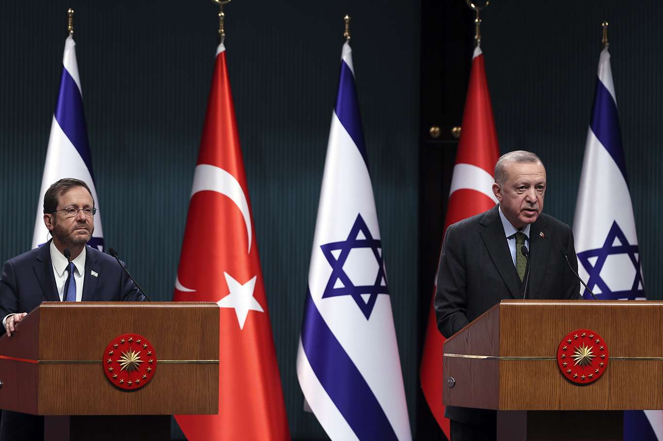 Siyonist Herzog ile görüşen Erdoğan Filistinli direnişçilere "terörist" dedi Siyonist Herzog ile görüşen Erdoğan Filistinli direnişçilere "terörist" dedi